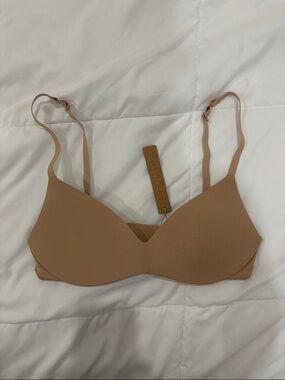SKIMS Nude Light Padded T-Shirt Bra